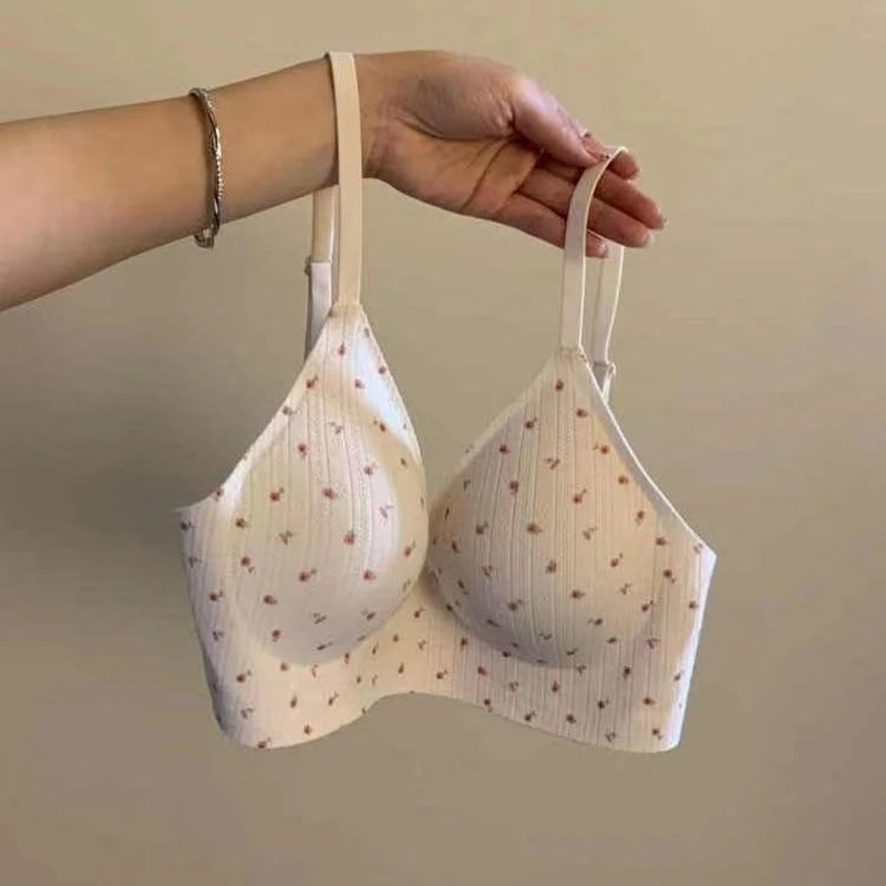 Seamless bra