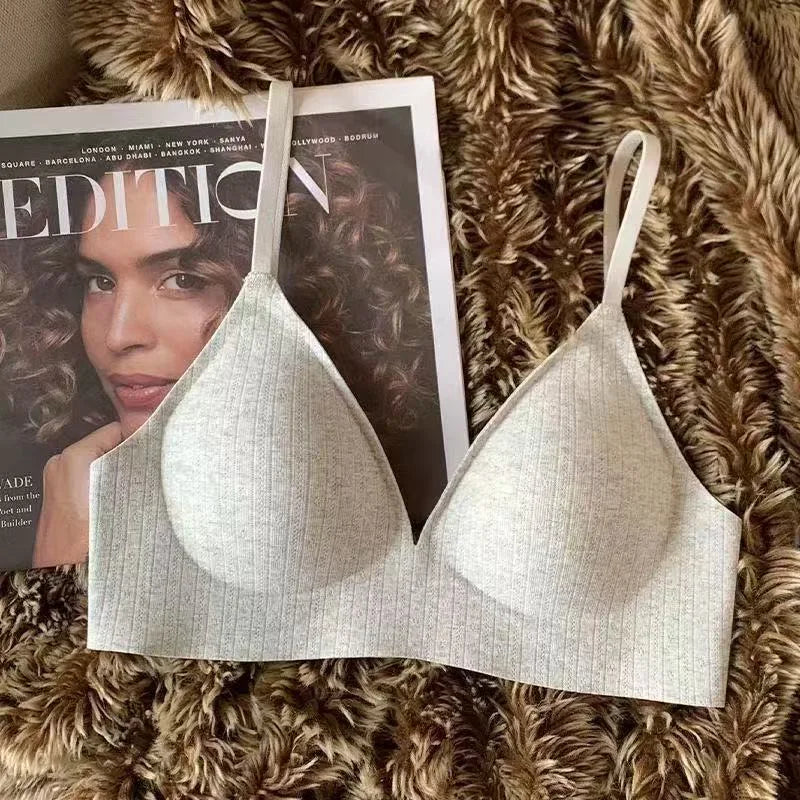 Seamless bra