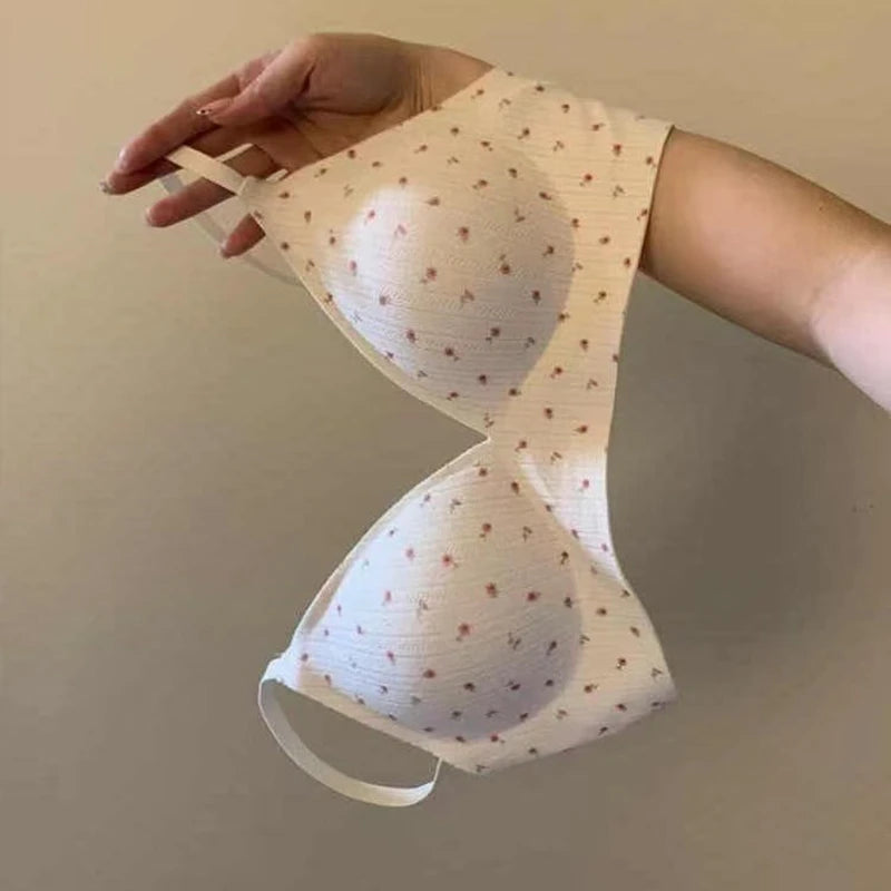 Seamless bra