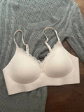 Seamless bra