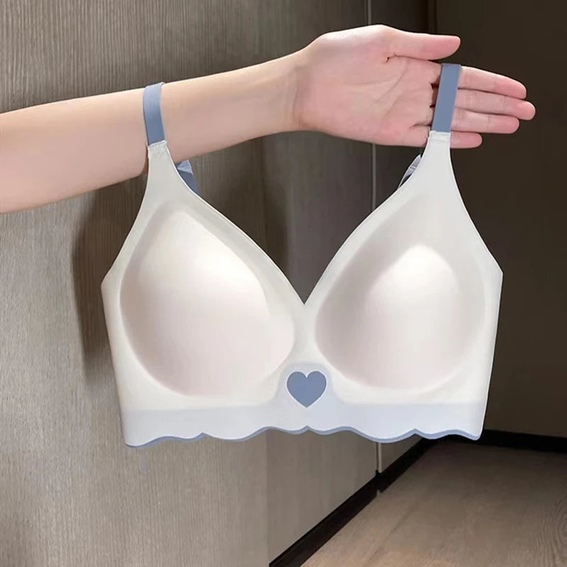 Seamless bra